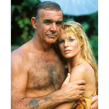 KIM-BASINGER-AUTOGRAPH-PHOTO