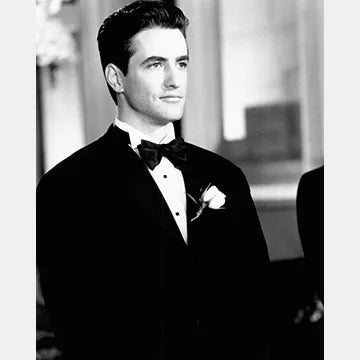 DERMOT-MULRONEY-AUTOGRAPH-PHOTO