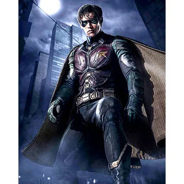 BRENTON-THWAITES-AUTOGRAPH-PHOTO