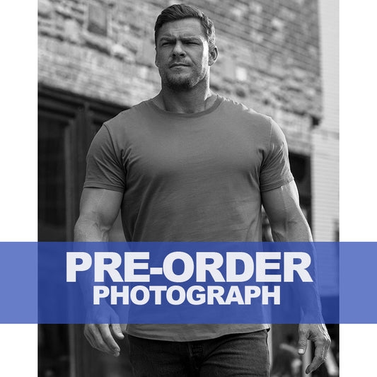 ALAN-RITCHSON-AUTOGRAPH-PHOTO