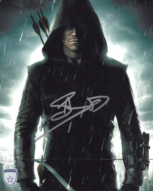 STOCK-STEPHEN-AMELL-001-8x10-M