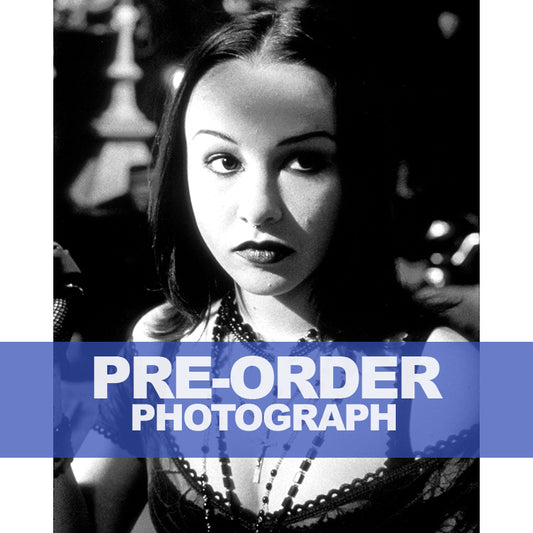 DANIELLE-HARRIS-AUTOGRAPH-PHOTO