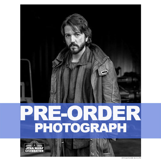 DIEGO-LUNA-AUTOGRAPH-PHOTO