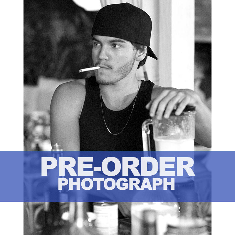 EMILE-HIRSCH-AUTOGRAPH-PHOTO