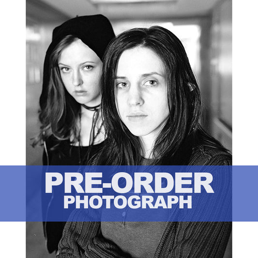 EMILY-PERKINS-AUTOGRAPH-PHOTO