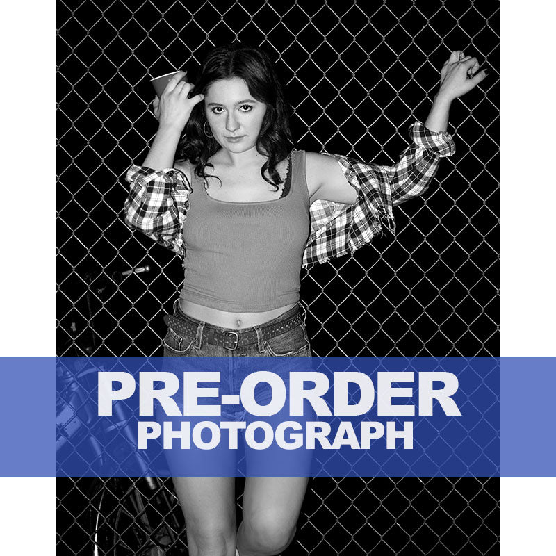 EMMA-KENNEY-AUTOGRAPH-PHOTO