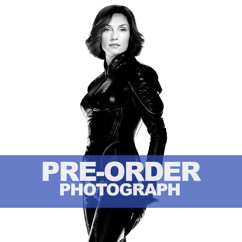 FAMKE-JANSSEN-AUTOGRAPH-PHOTO