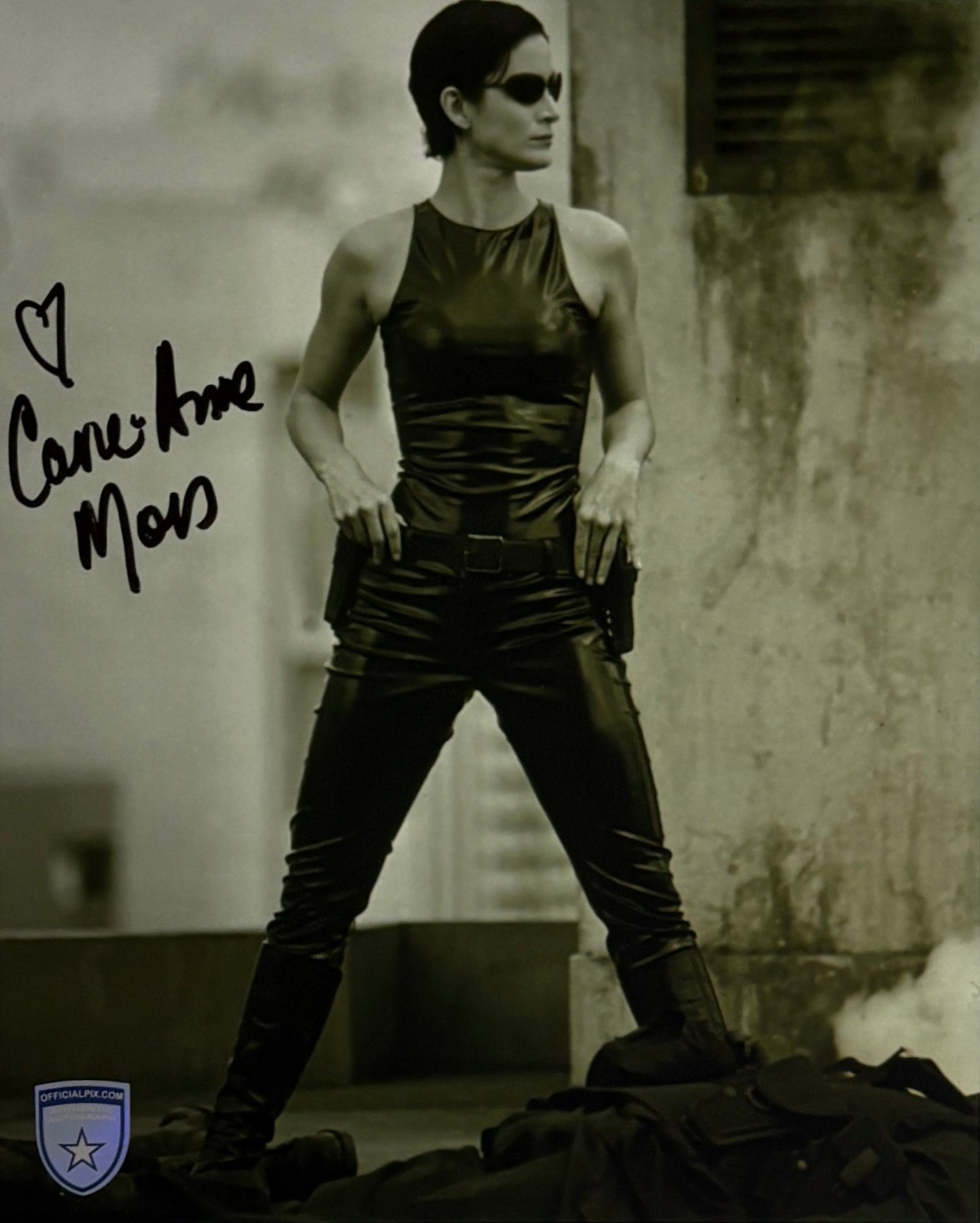 STOCK-CARRIE-ANNE-MOSS-011-8x10