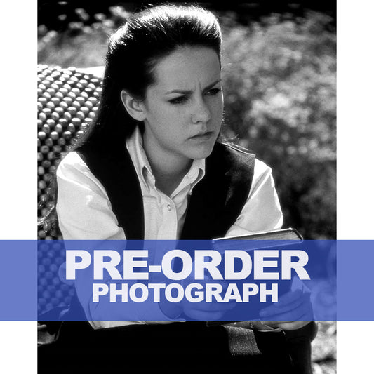 JENA-MALONE-AUTOGRAPH-PHOTO