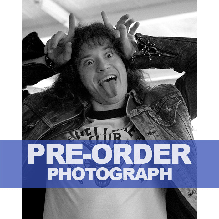 JOSEPH-QUINN-AUTOGRAPH-PRE-ORDER