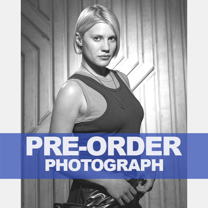 KATEE-SACKHOFF-AUTOGRAPH-PHOTO