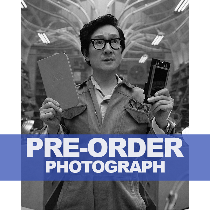 KE-HUY-QUAN-AUTOGRAPH-PHOTO