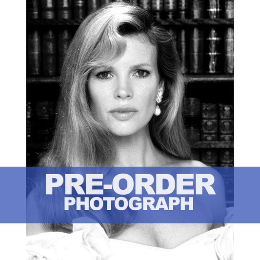 KIM-BASINGER-AUTOGRAPH-PHOTO