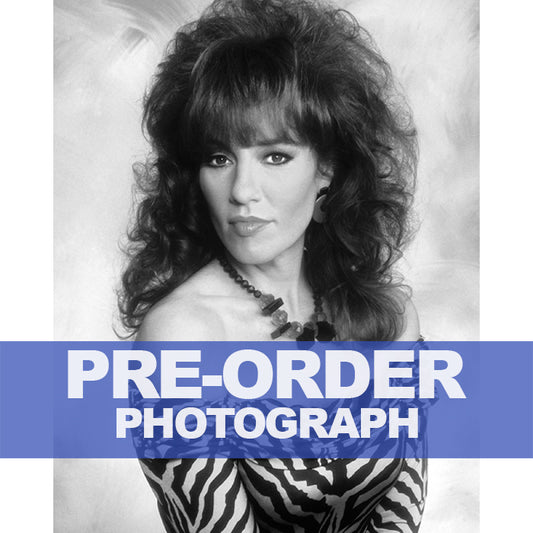 KATEY-SAGAL-AUTOGRAPH-PHOTO