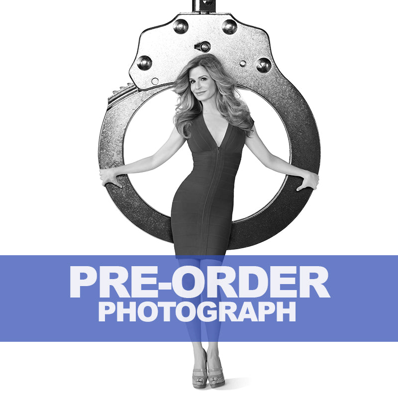 KYRA-SEDGWICK-AUTOGRAPH-PHOTO