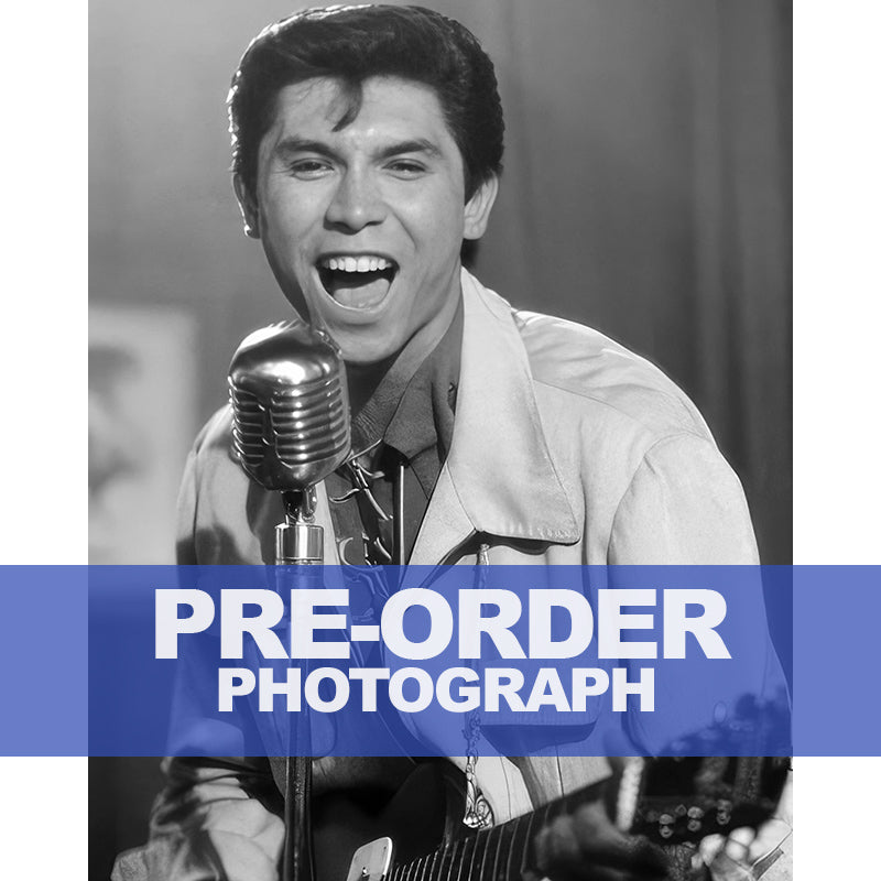 LOU-DIAMOND-PHILLIPS-AUTOGRAPH-PHOTO