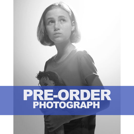 MADISON-LINTZ-AUTOGRAPH-PHOTO