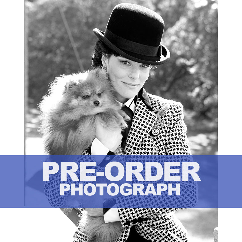 PARKER-POSEY-AUTOGRAPH-PHOTO