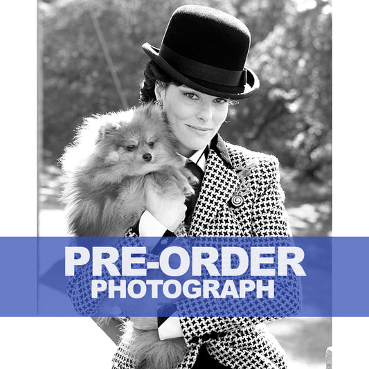 PARKER-POSEY-AUTOGRAPH-PHOTO