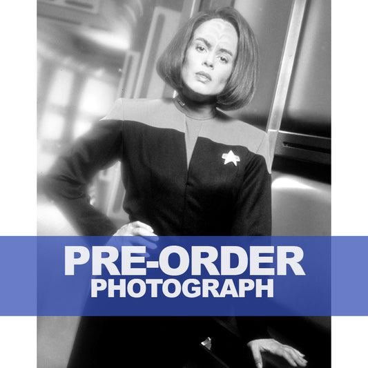 ROXANN-DAWSON-AUTOGRAPH-PHOTO