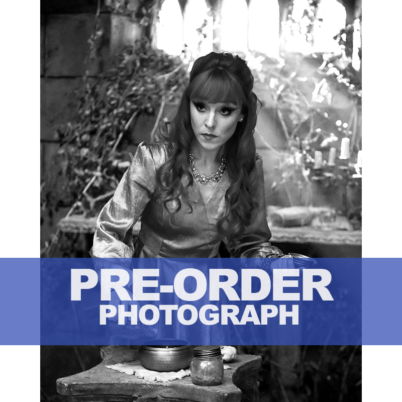 RUTH-CONNELL-AUTOGRAPH-PHOTO