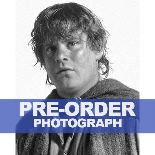 SEAN-ASTIN-AUTOGRAPH-PHOTO