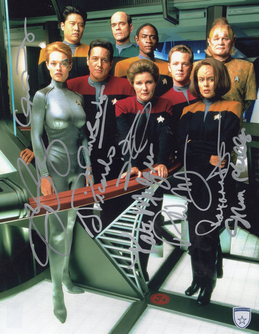 STOCK-STAR-TREK-VOYAGER-CAST-AUTOGRAPH-PHOTO-002-11X14