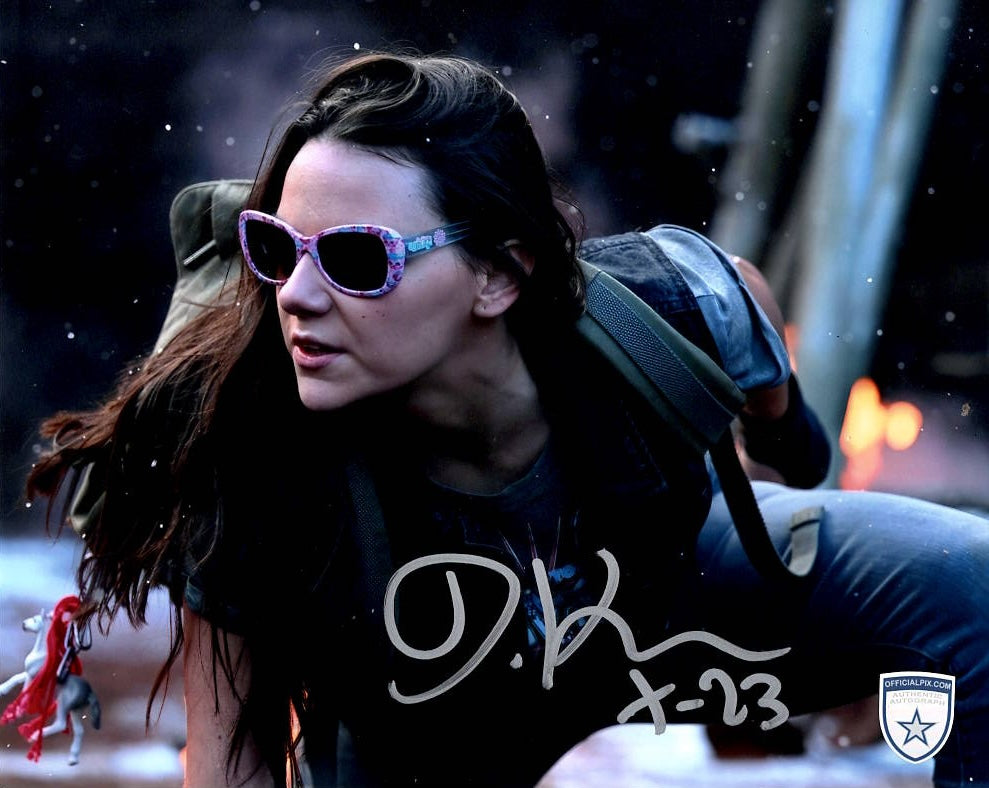 STOCK-DAFNE-KEEN-001-8X10