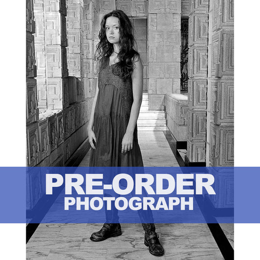 SUMMER-GLAU-AUTOGRAPH-PHOTO