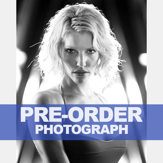 TRICIA-HELFER-AUTOGRAPH-PHOTO