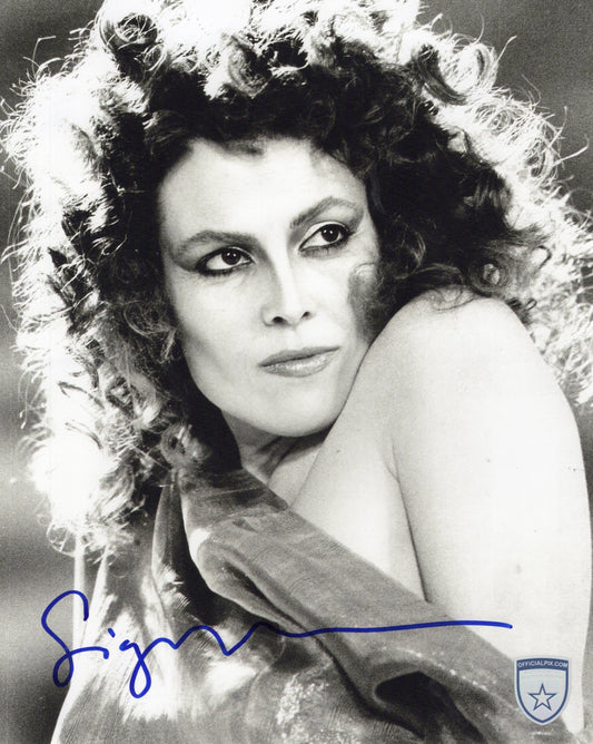 STOCK-SIGORNEY-WEAVER-001-8X10