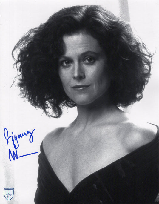 STOCK-SIGOURNEY-WEAVER-013-11X14-M