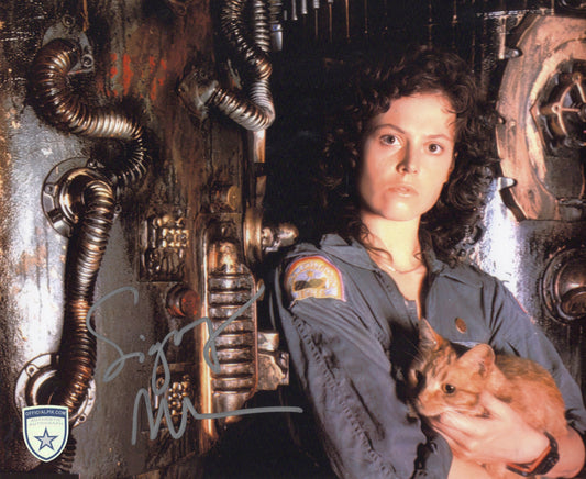 STOCK-SIGORNEY-WEAVER-007-8X10