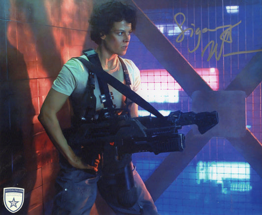 STOCK-SIGORNEY-WEAVER-024-8X10