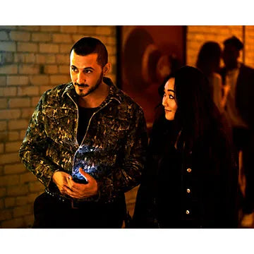 TOMER-CAPONE-AUTOGRAPH-PHOTO