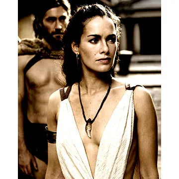 LENA-HEADEY-AUTOGRAPH-PHOTO