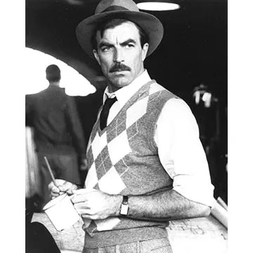 TOM-SELLECK-AUTOGRAPH-PHOTO