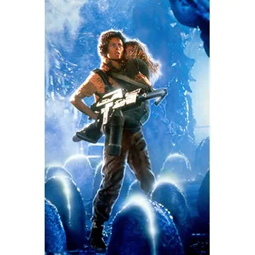 SIGOURNEY-WEAVER-AUTOGRAPH-PHOTO