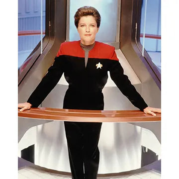 KATE-MULGREW-AUTOGRAPH-PHOTO