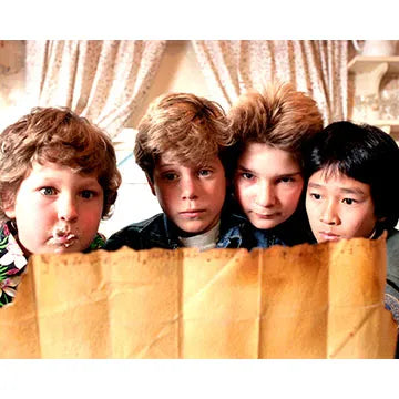 SEAN-ASTIN-AUTOGRAPH-PHOTO