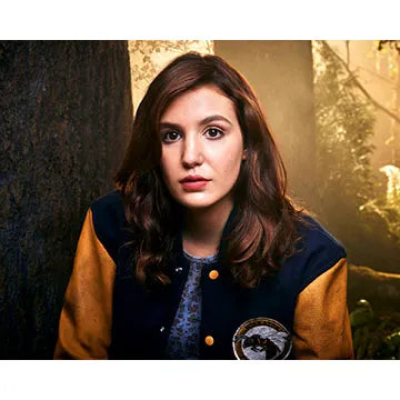 SOPHIE-NELISSE-AUTOGRAPH-PHOTO