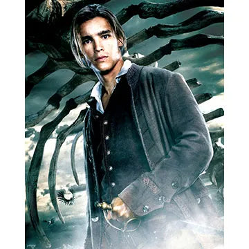 BRENTON-THWAITES-AUTOGRAPH-PHOTO