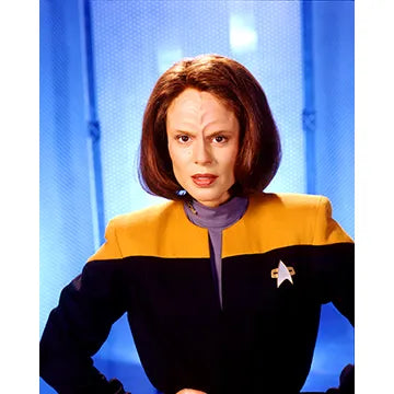 ROXANN-DAWSON-AUTOGRAPH-PHOTO