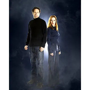 GILLIAN-ANDERSON-AUTOGRAPH-PHOTO