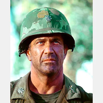 MEL-GIBSON-AUTOGRAPH-PHOTO