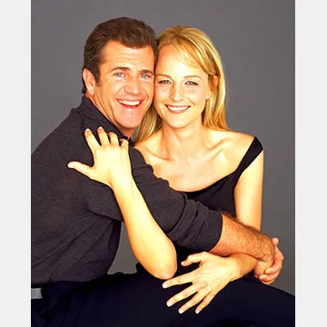 HELEN-HUNT-AUTOGRAPH-PHOTO