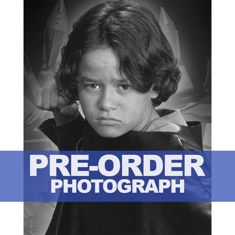 DANIEL-LOGAN-AUTOGRAPH-PHOTO