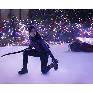 HAILEE-STEINFELD-AUTOGRAPH-PHOTO