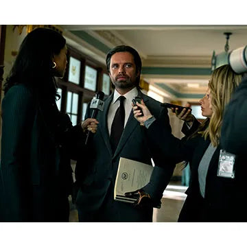 SEBASTIAN-STAN-AUTOGRAPH-PHOTO