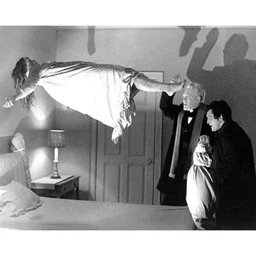 LINDA-BLAIR-AUTOGRAPH-PHOTO